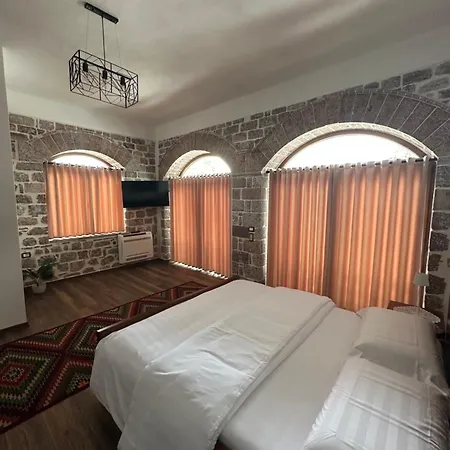 Janko Pensjonat Voskopojë